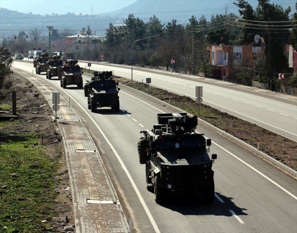 Münbiç için sınıra yeni asker takviyesi yapıldı