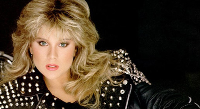 samantha-fox-001.jpg