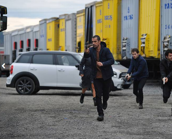 Arkadaşım Eşşek, Bugün Bayram ve Hemşerim Memleket Nire şarkıları kime aittir? Hadi 9 Kasım ipucu