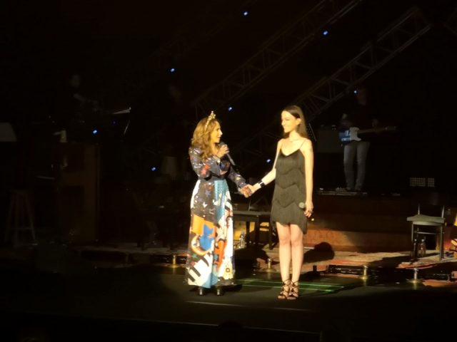 Sertab Erener herkesten sakladığı hastalığını konser sırasında itiraf etti