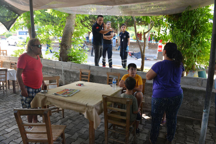 Adana'da silahlı saldırı: 3 kişi öldü, 1 kişi yaralandı...