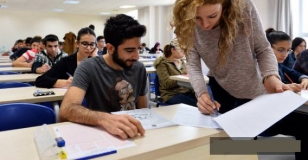 Sınav günü kimlik çıkartma nasıl olur? Sınav günü açık olan nüfus müdürlükleri hangileri?