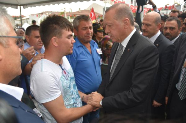 Şehit cenazesine katılan Erdoğan'dan flaş 'idam' açıklaması