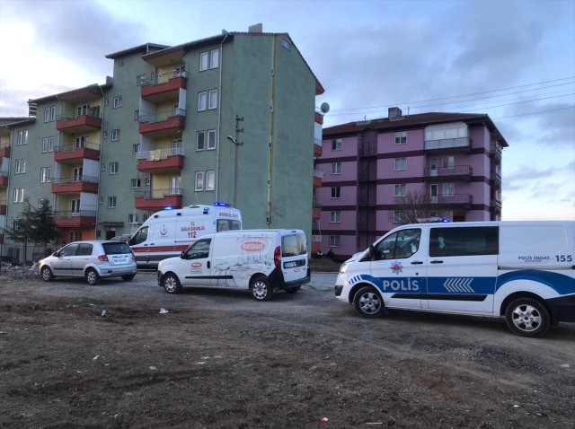 Uşak'ta rehine krizi:Bir polis şehit oldu