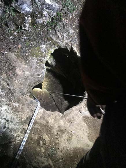 Ölüm kuyusunda can pazarı