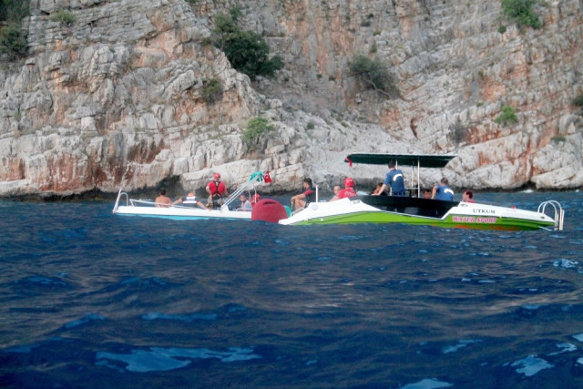 7 aylık hamile kadın uçurumdan düşerek can verdi