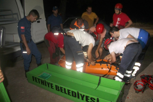 7 aylık hamile kadın uçurumdan düşerek can verdi