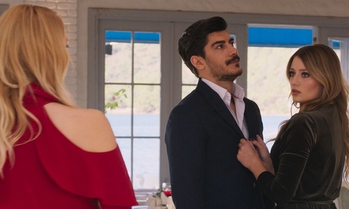 Sosyetik Gelin filmi | Sosyetik Gelin konusu nedir? Oyuncuları kimdir? Nerede çekildi?