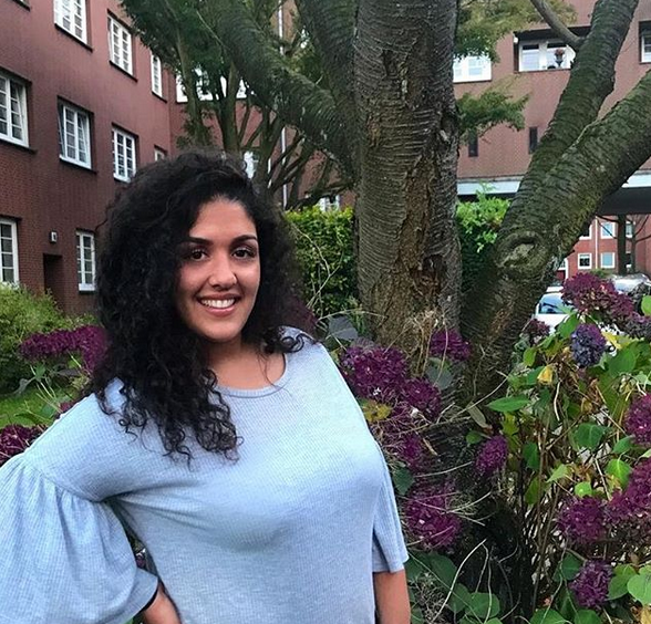 Sinem Uraz kimdir? Türk kızı Sinem O ses Almanya'yı 'İsyan' şarkısıyla salladı!