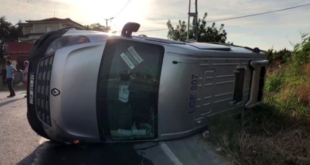 İstanbul'da okul servisi takla attı: Çok sayıda yaralı var