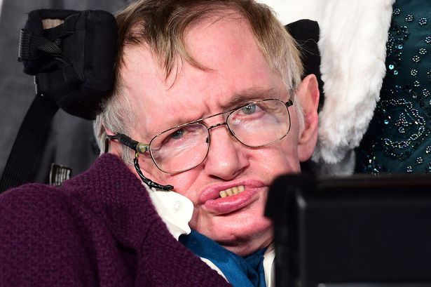 Stephan Hawking Kimdir, Neden Öldü, Hastalığı Neydi