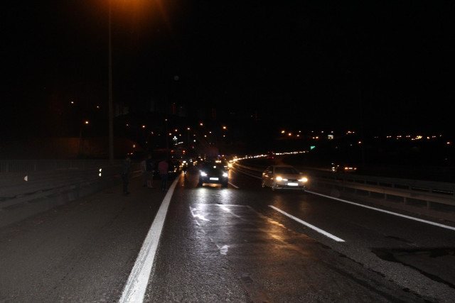 TEM'de 9 araç birbirine girdi! 6 kişi yaralı