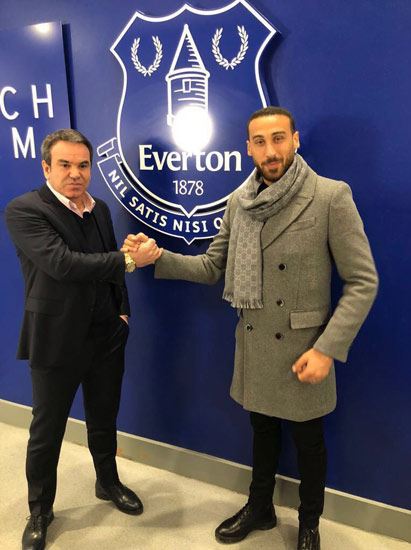 Cenk Tosun Everton Formasını Giydi | Yıllık Ne Kadar Kazanacak