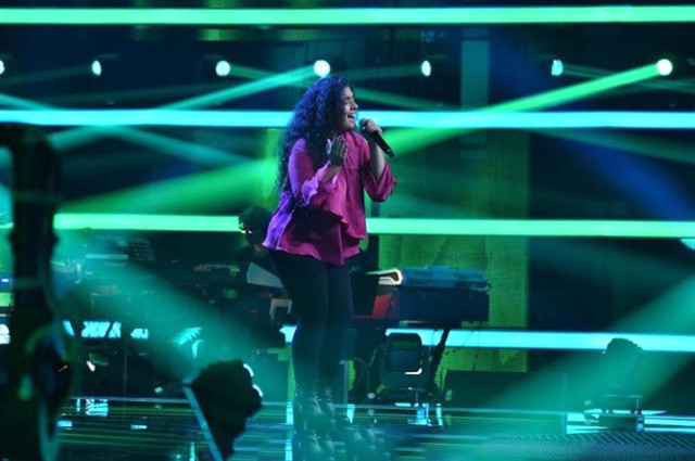 Sinem Uraz kimdir? Türk kızı Sinem O ses Almanya'yı 'İsyan' şarkısıyla salladı!