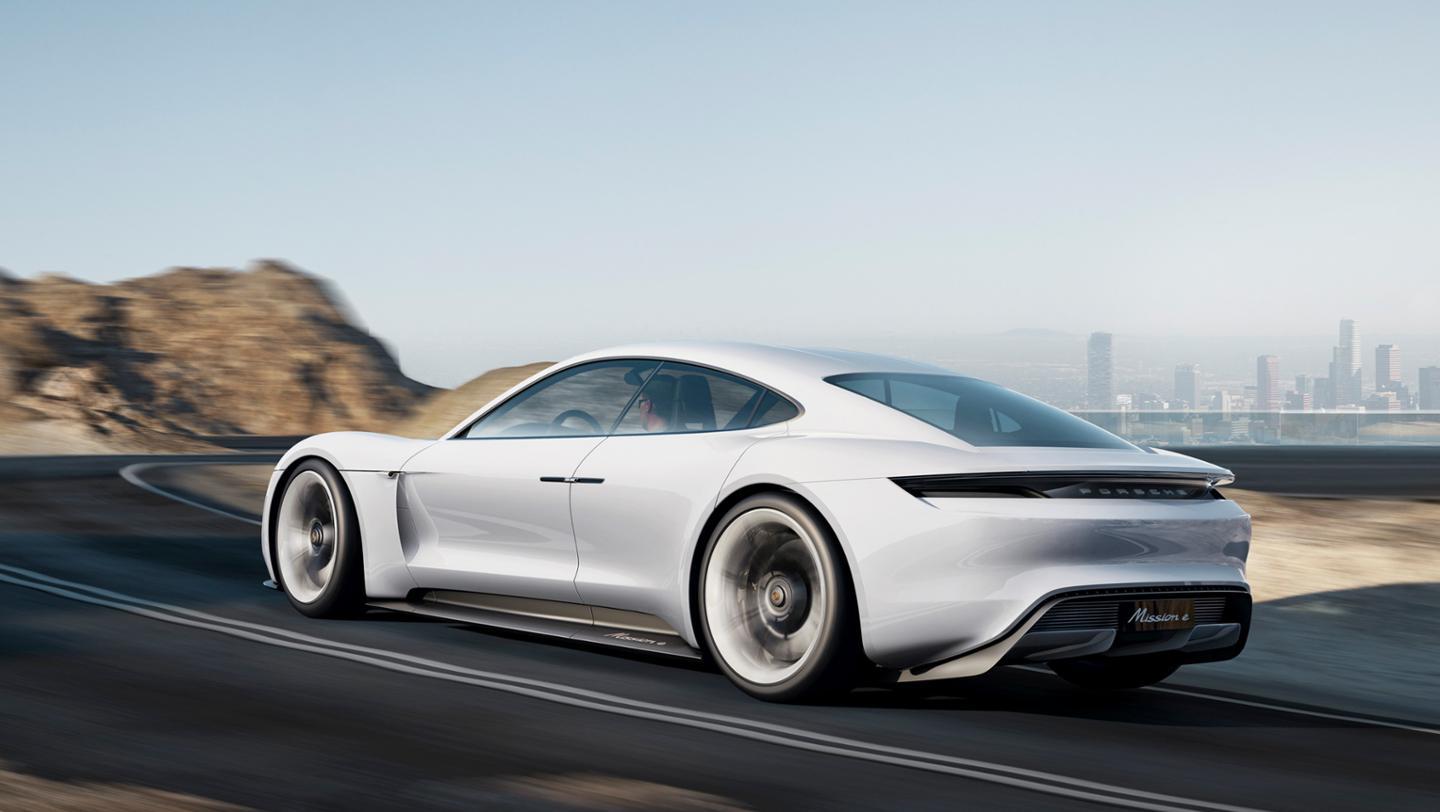 Porsche Türkçe isimli otomobilini duyurdu