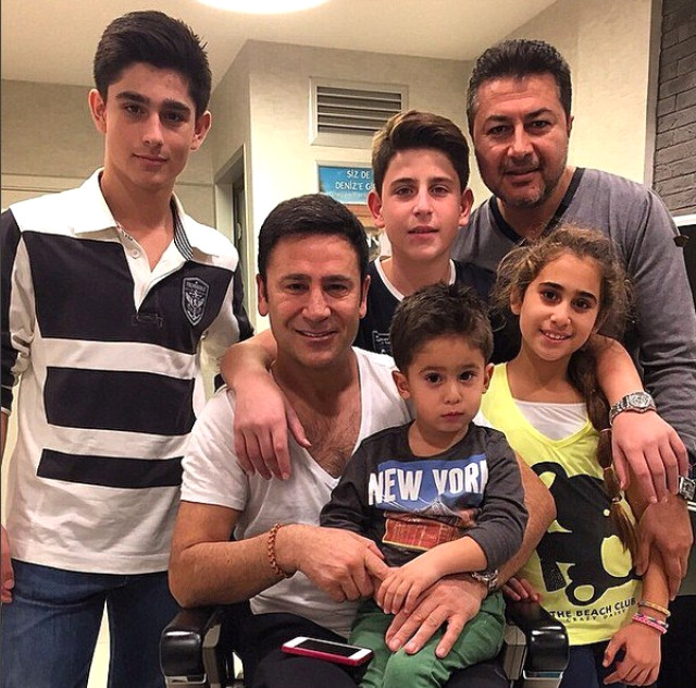 İzzet Yıldızhan Kimdir | 9. Kez Baba Oldu