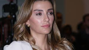 Özge Ulusoy kimdir? Aslen nereli ve kaç yaşında?