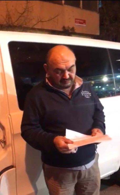 On Kişi UBER Şoförünü Darp Edip Dişlerini Kırdılar