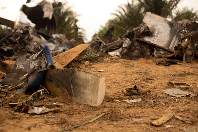 Uçak bir anda çakıldı!