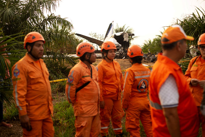 Uçak bir anda çakıldı!