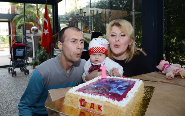 Teşekkür etmek için her yerde o Türk'ü arıyor