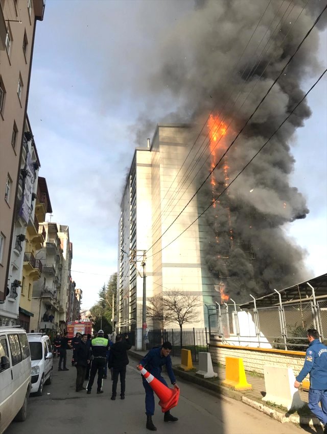 Trabzon'da hangi üniversitede yangın çıktı? Üniversitede yangın neden çıktı?