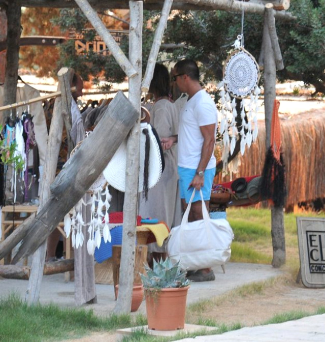 Hande Subaşı sevgilisiyle görüntülendi