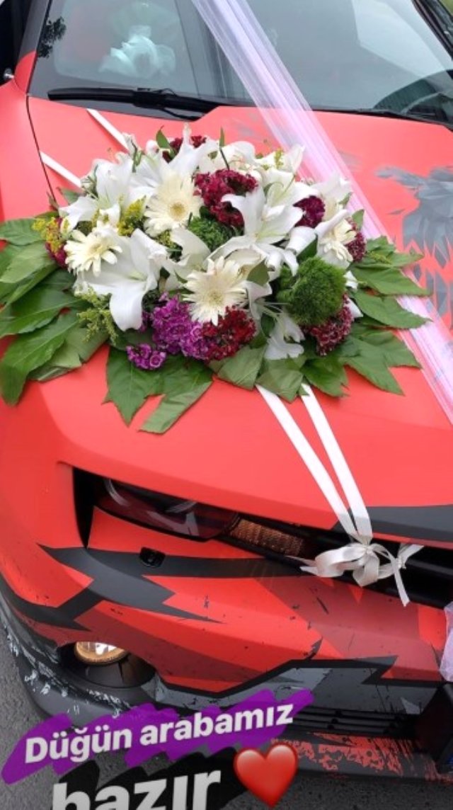 Enes Batur, Tulu Bacı ile evlendi