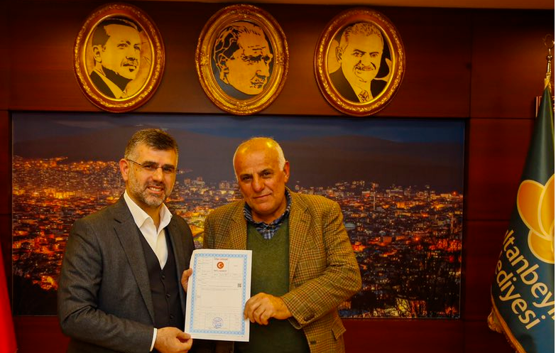 Sultanbeyli hisseli parsel sorununu çözdü! Vatandaşlar tapularına kavuştu