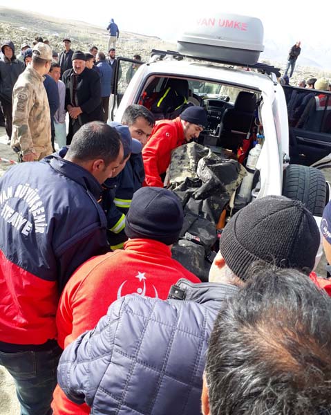 Van'da Kaybolan Çocugun Cesedi Su Kanalında Bulundu