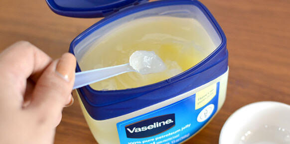 Vazelinin faydaları nelerdir? Nerelerde kullanılır? Vazelinin farklı kullanım alanları