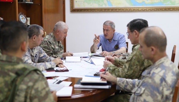 Milli Savunma Bakanı Akar'dan Kıbrıs mesajı