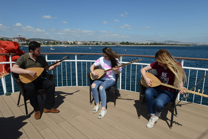 Tuzla'da Yaz Kursları gençleri geleceğe hazırlıyor