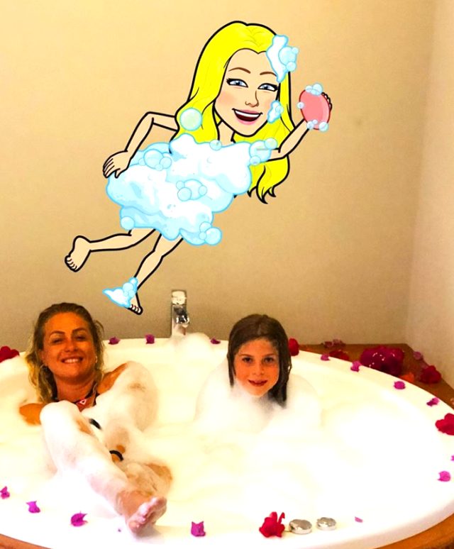 Yeliz Yeşilmen'in jakuzi pozu