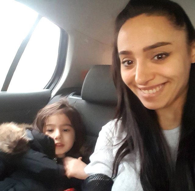 Yıldız Tilbe ve kızı Sezen'in anne kız pozu herkesi şaşırttı