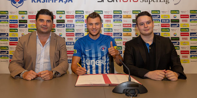 Yusuf Erdoğan formayı giydi, başka takıma gitti