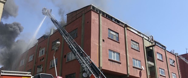 Zeytinburnu'nda fabrika yangını!