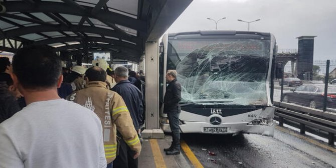 İstanbul Haramidere'de metrobüs kazasından ilk görüntüler geldi