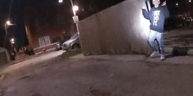 ABD'de dehşet anları! Teslim olan 13 yaşındaki çocuk polis tarafından vuruldu