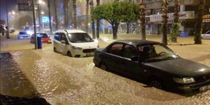 Antalya'da korkutan sel felaketi