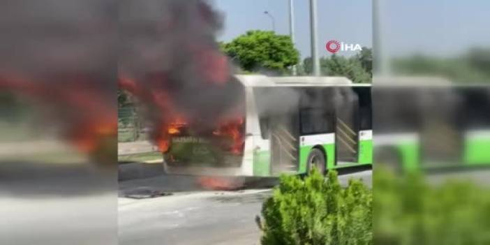 Yolcu dolu belediye otobüsü alev alev böyle yandı