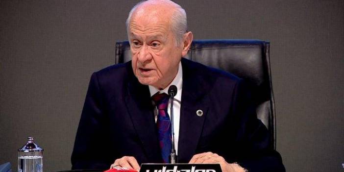 Devlet Bahçeli'nin İYİ Parti ile ittifak sorusuna verdiği cevap gazetecileri ve salondakileri gülme krizine soktu