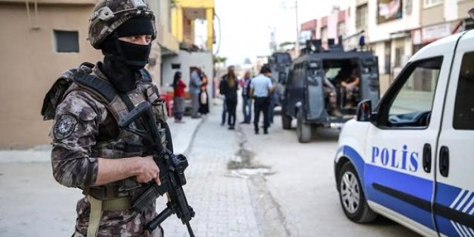 Cumhuriyet Bayramı törenlerinde eylem hazırlığındaki DEAŞ'lı teröristler yakalandı